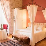 Chateau De Bed and Breakfast 3*