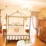 Bed & Breakfast Chateau De Murviel