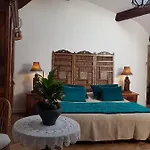 Chateau De Bed and Breakfast
