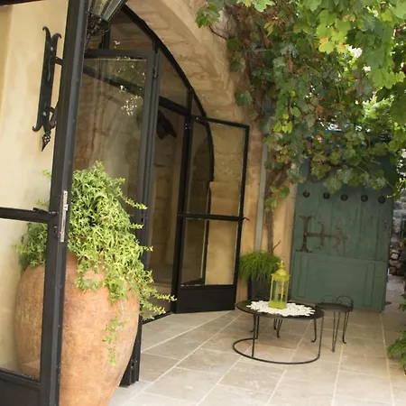 Chateau De Bed & Breakfast 3*