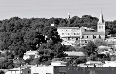 Chateau De Bed & Breakfast Murviel