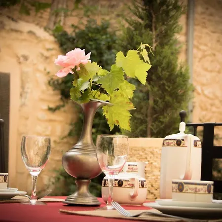 Chateau De Bed & Breakfast