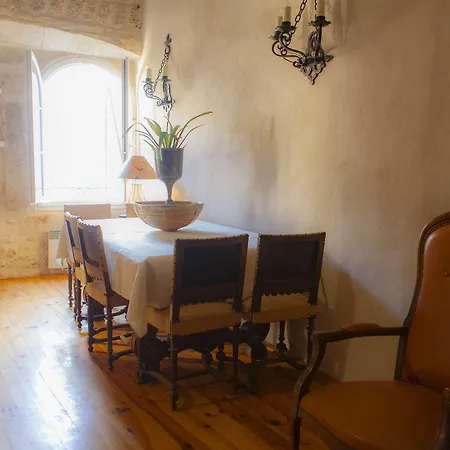 Bed & Breakfast Chateau De 3*