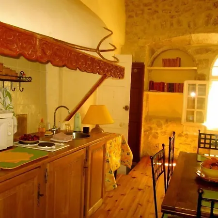 Bed & Breakfast Chateau De 3*