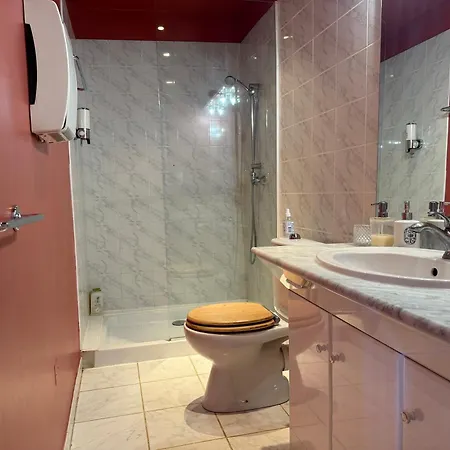 Chateau De Bed & Breakfast