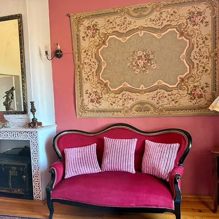 Bed & Breakfast Chateau De 3*